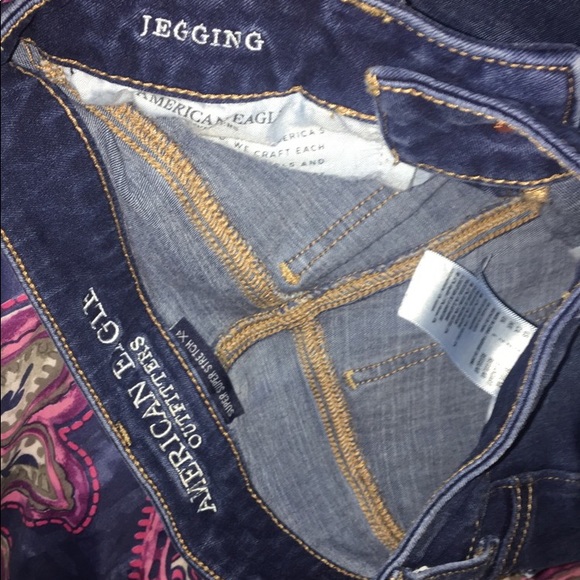American Eagle Jean Jeggings - Picture 5 of 5